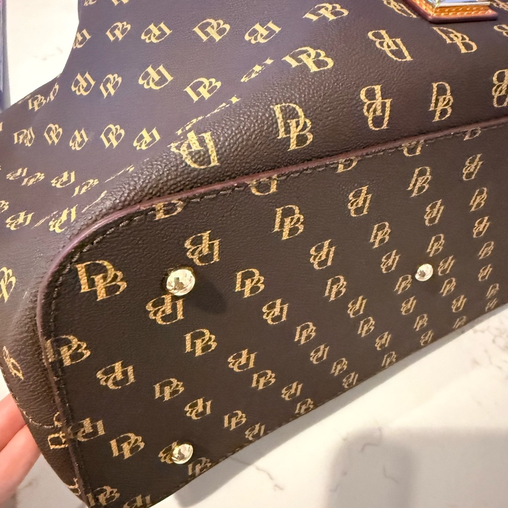 Dooney & Bourke Brown Crossbody Brenna Greta satchel with Gold Monogram - Picture 8 of 11